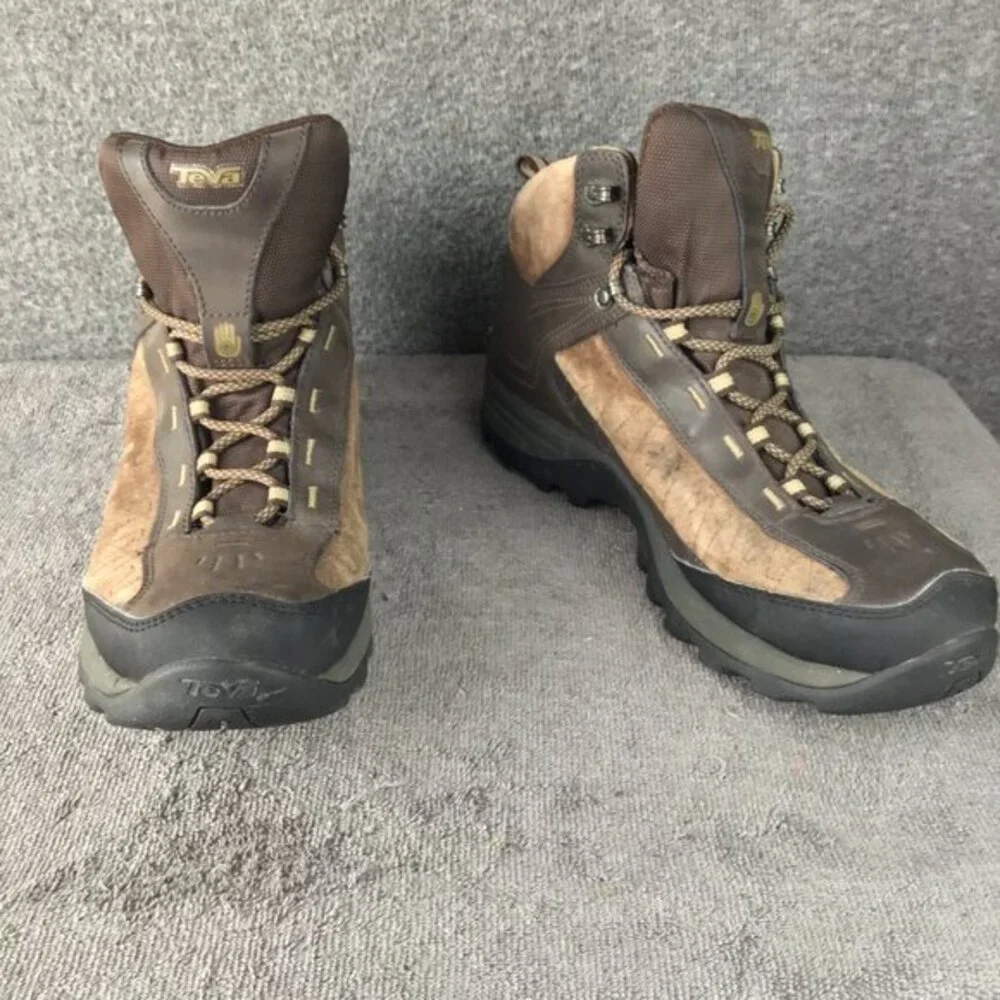 Teva Mens Shocpad Waterproof Hiking Boots Brown Size 11 EUC